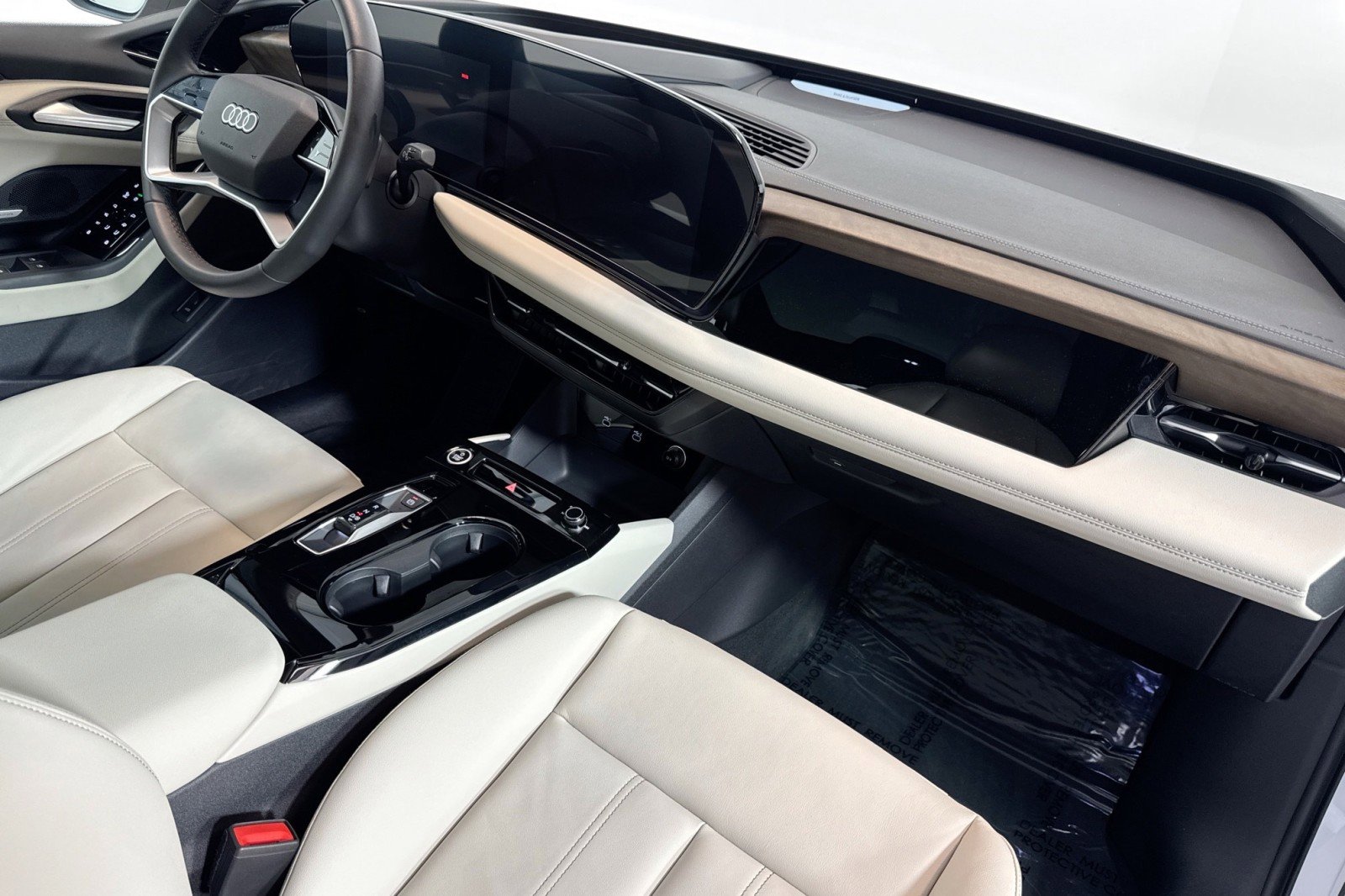 Used 2025 Audi A6 e-tron Premium Plus w/ Premium Plus RWD image 26