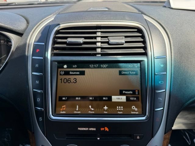 Used 2017 Lincoln MKX Reserve AWD/4WD image 26