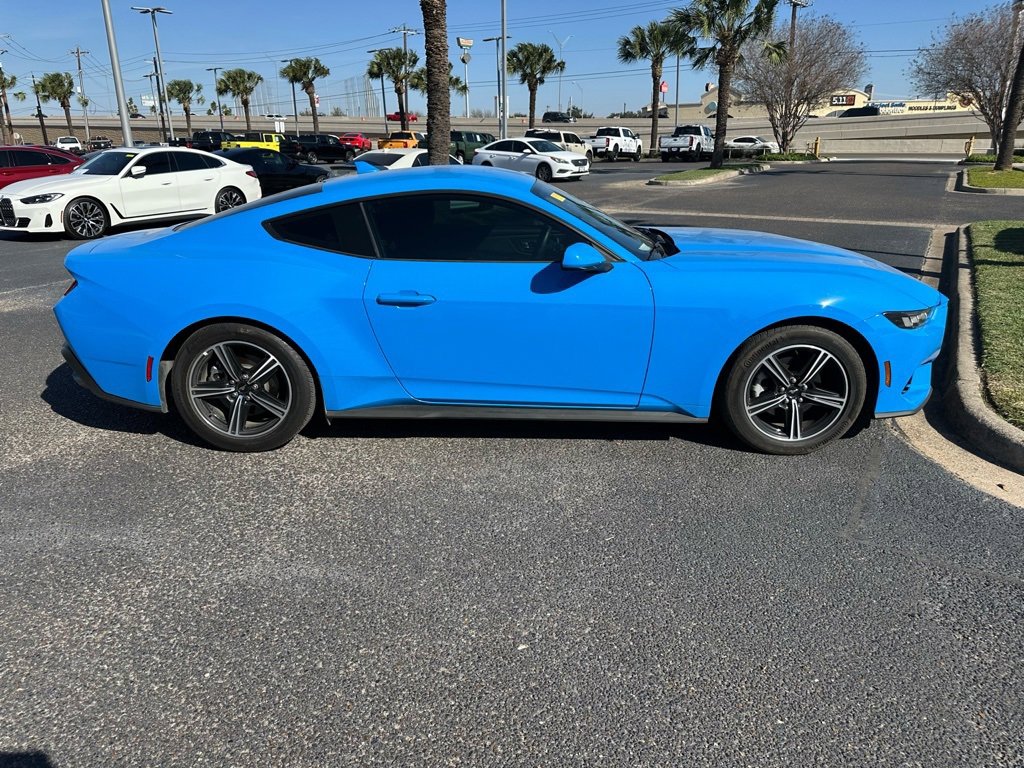 Used 2024 Ford Mustang Coupe image 7