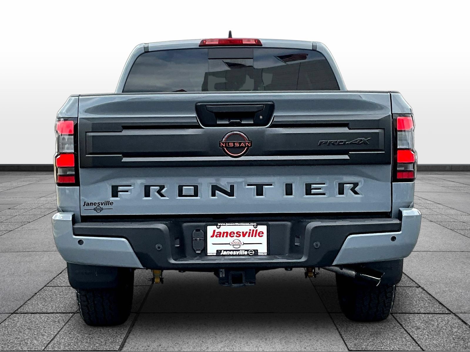 New 2026 Nissan Frontier PRO-4X w/ Pro-4x Convenience Package AWD/4WD image 5