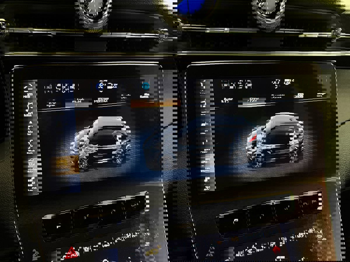 Used 2024 Maserati Grecale Modena image 29