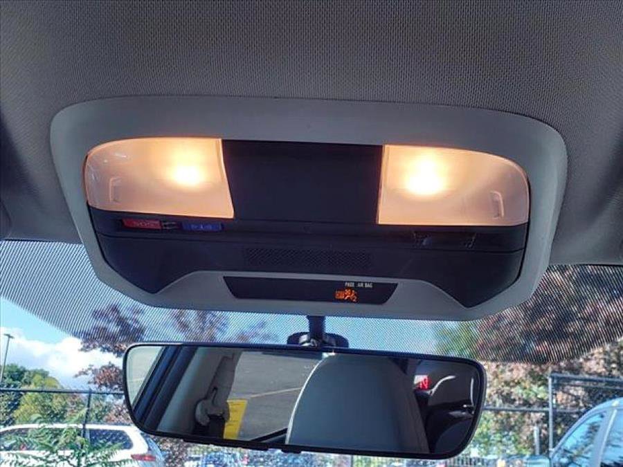 Used 2019 Subaru Crosstrek 2.0i Premium image 13