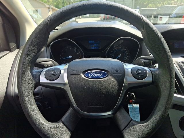 Used 2012 Ford Focus SE w/ SE Winter Pkg FWD image 23
