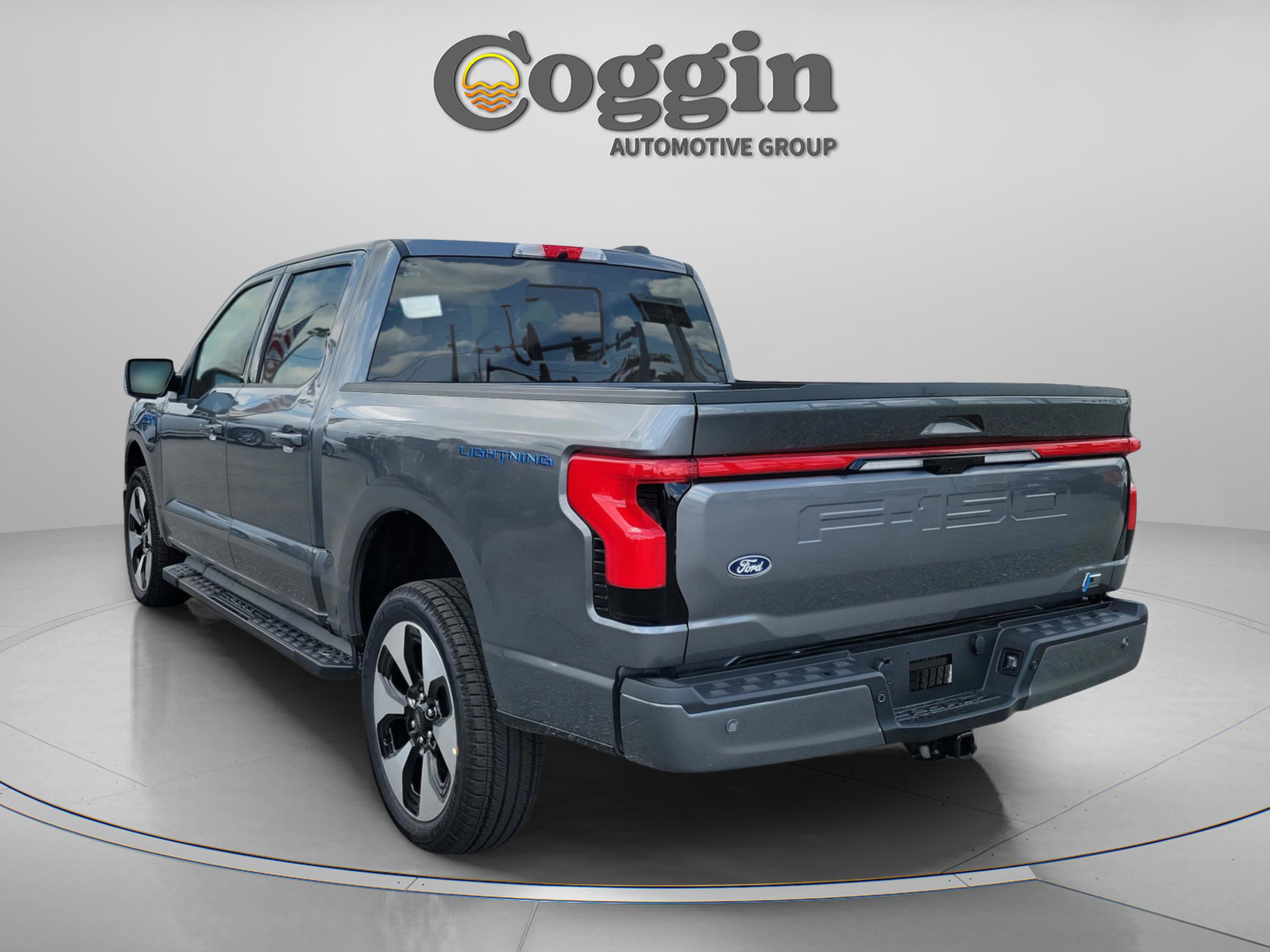 New 2025 Ford F150 Lightning Platinum image 3