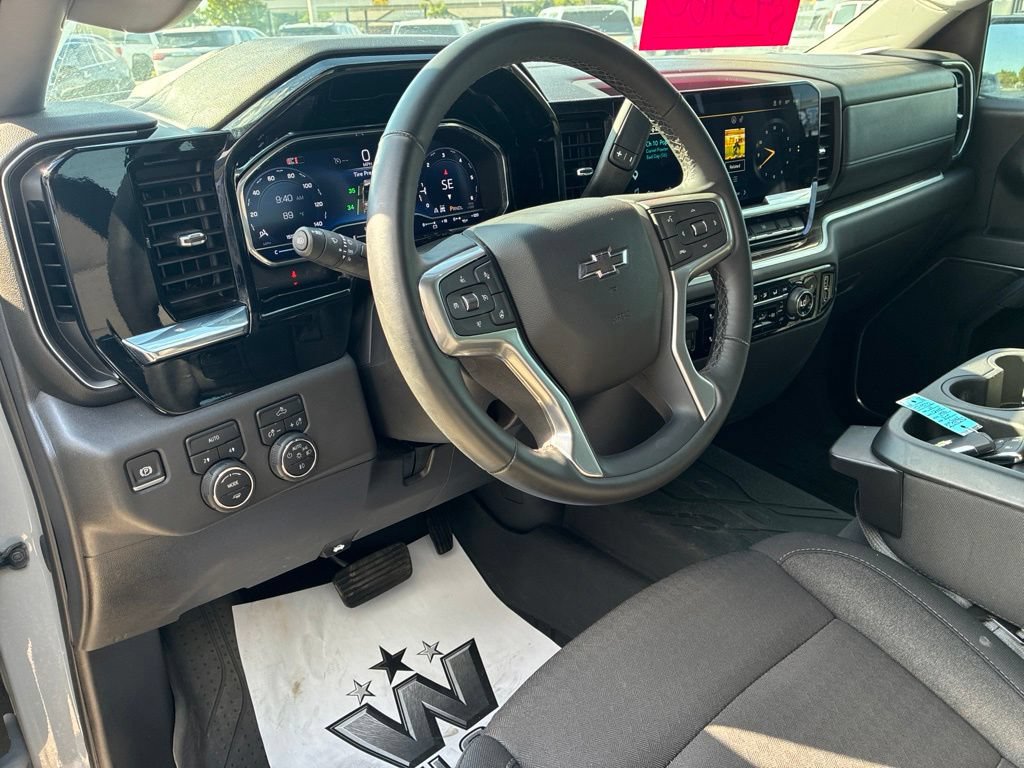 Certified 2025 Chevrolet Silverado 1500 RST w/ Protection Package AWD/4WD image 35