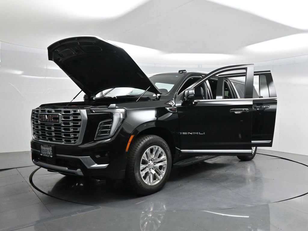 Used 2025 GMC Yukon XL Denali image 54