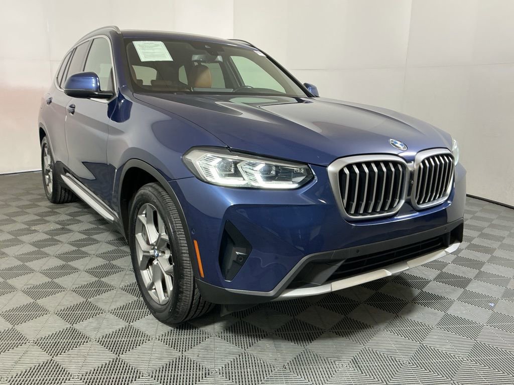 Certified 2023 BMW X3 xDrive30i image 4