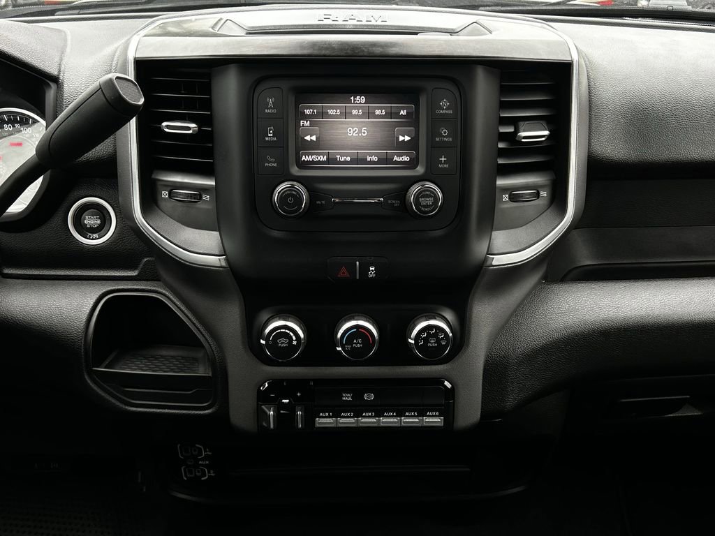Used 2024 RAM 3500 SLT w/ Quick Order Package 2YG SLT AWD/4WD image 16