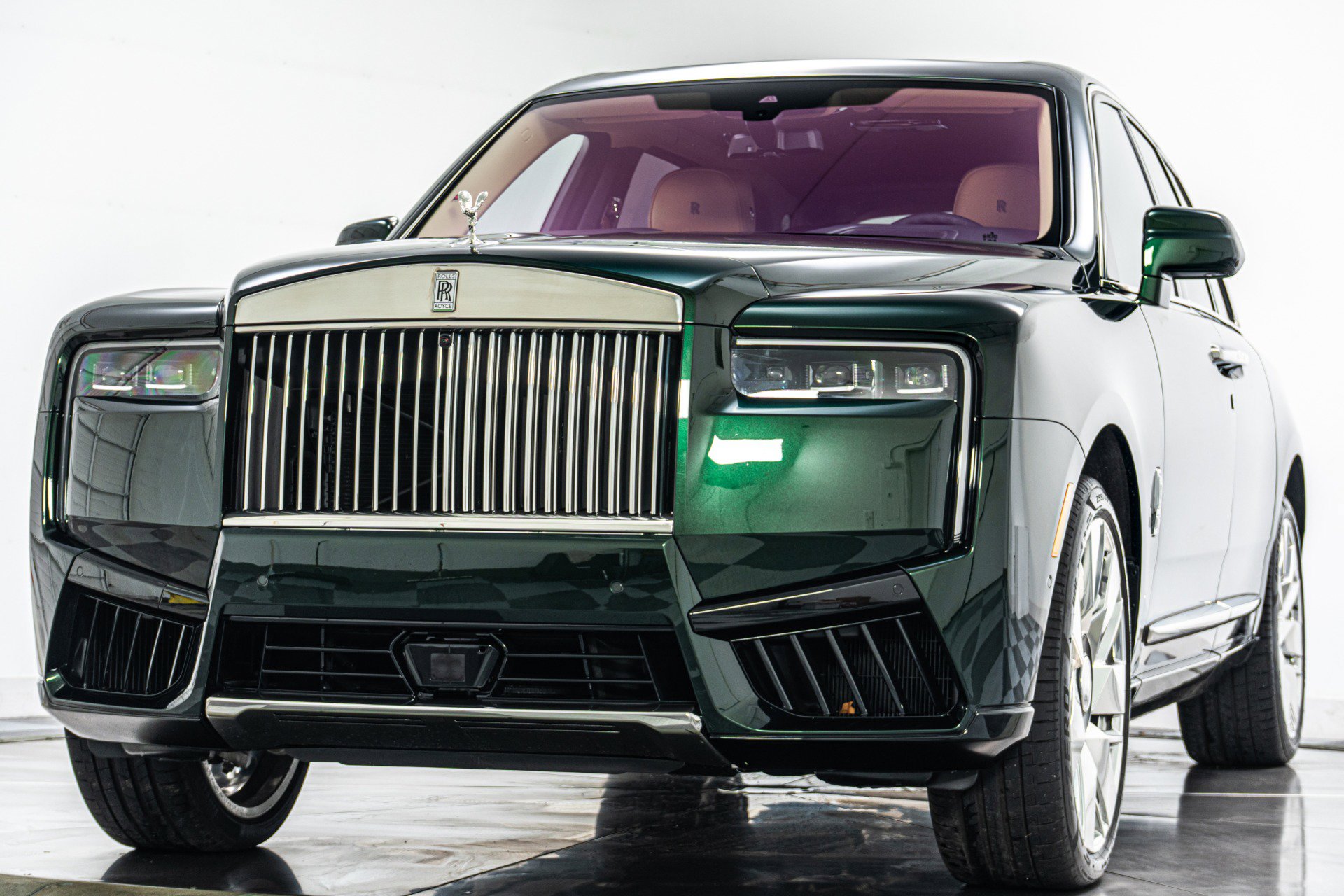 Used 2025 Rolls-Royce Cullinan -Series 2, Bespoke Audio, Star image 5