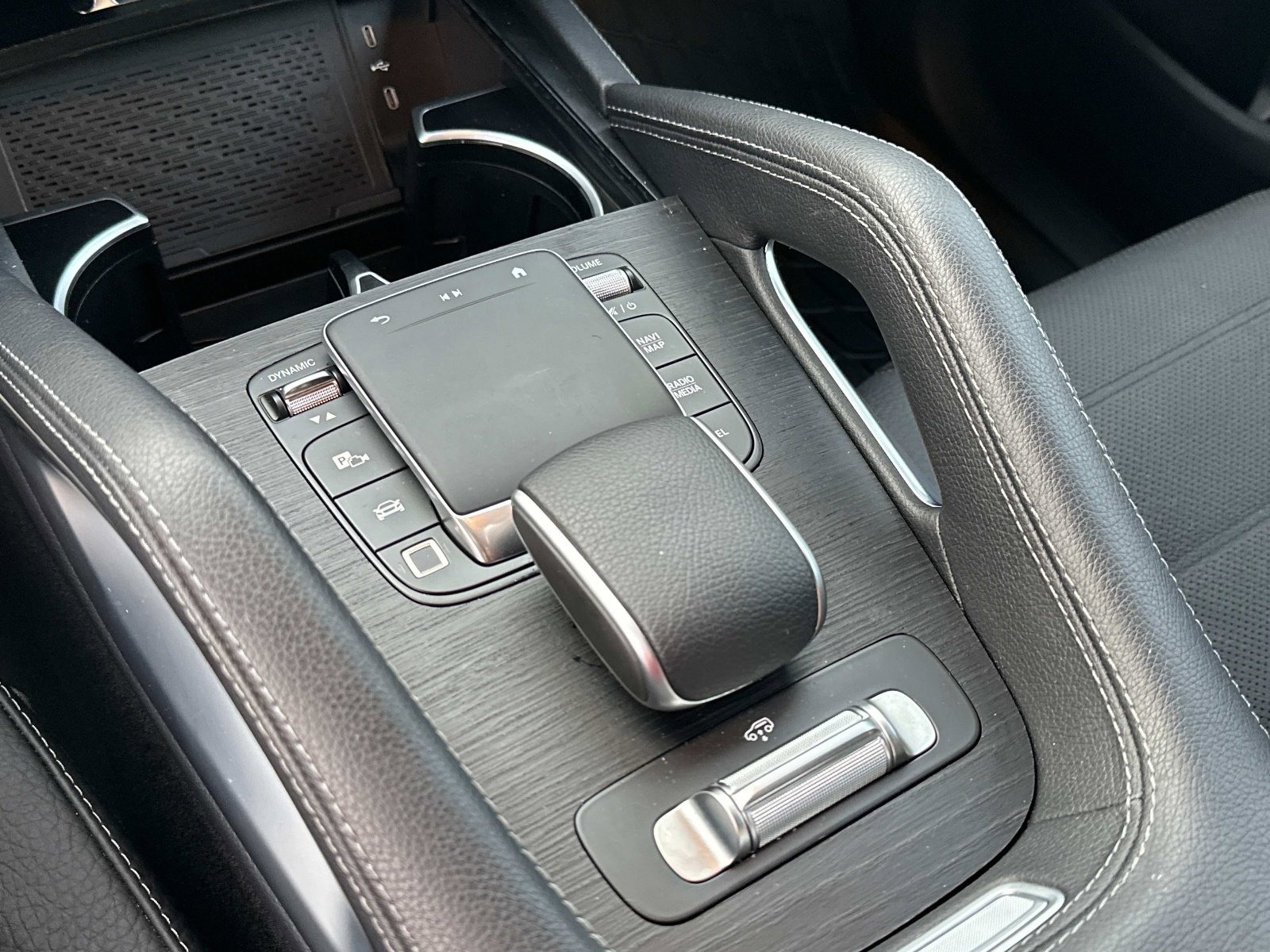 Certified 2025 Mercedes-Benz GLS 450 4MATIC image 24