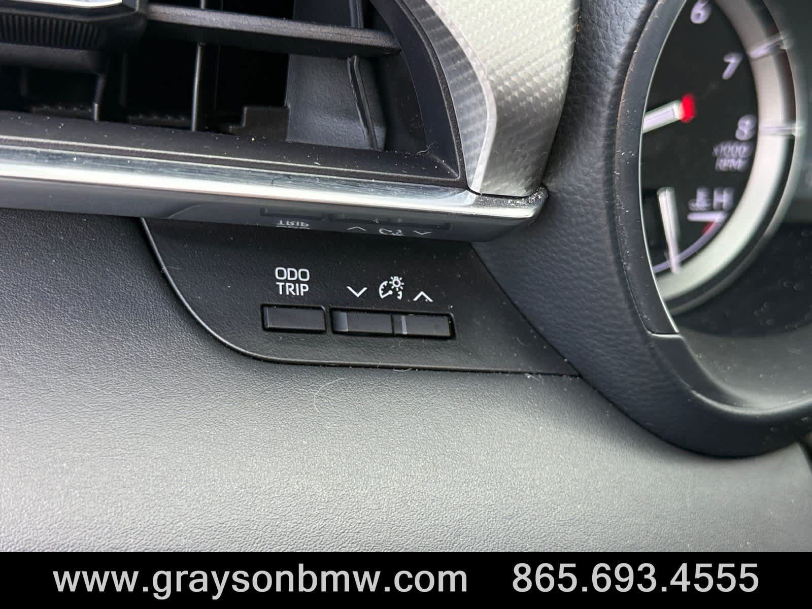 Used 2021 Toyota Highlander Platinum FWD image 19