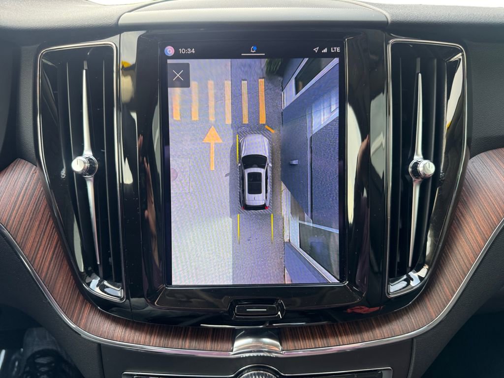 Certified 2023 Volvo XC60 B5 Plus w/ Climate Package AWD/4WD image 19