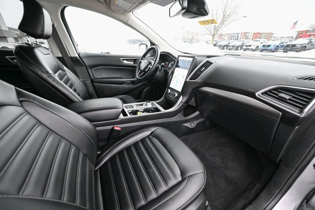 Certified 2024 Ford Edge SEL w/ Convenience Package image 25