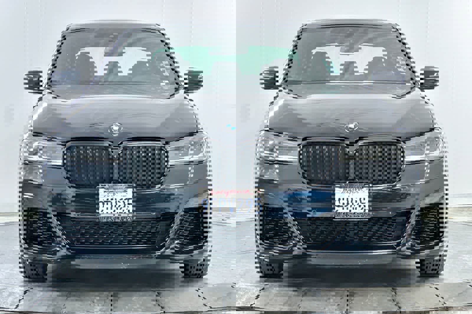 Used 2023 BMW M550i xDrive w/ Parking Assistance Package image 10