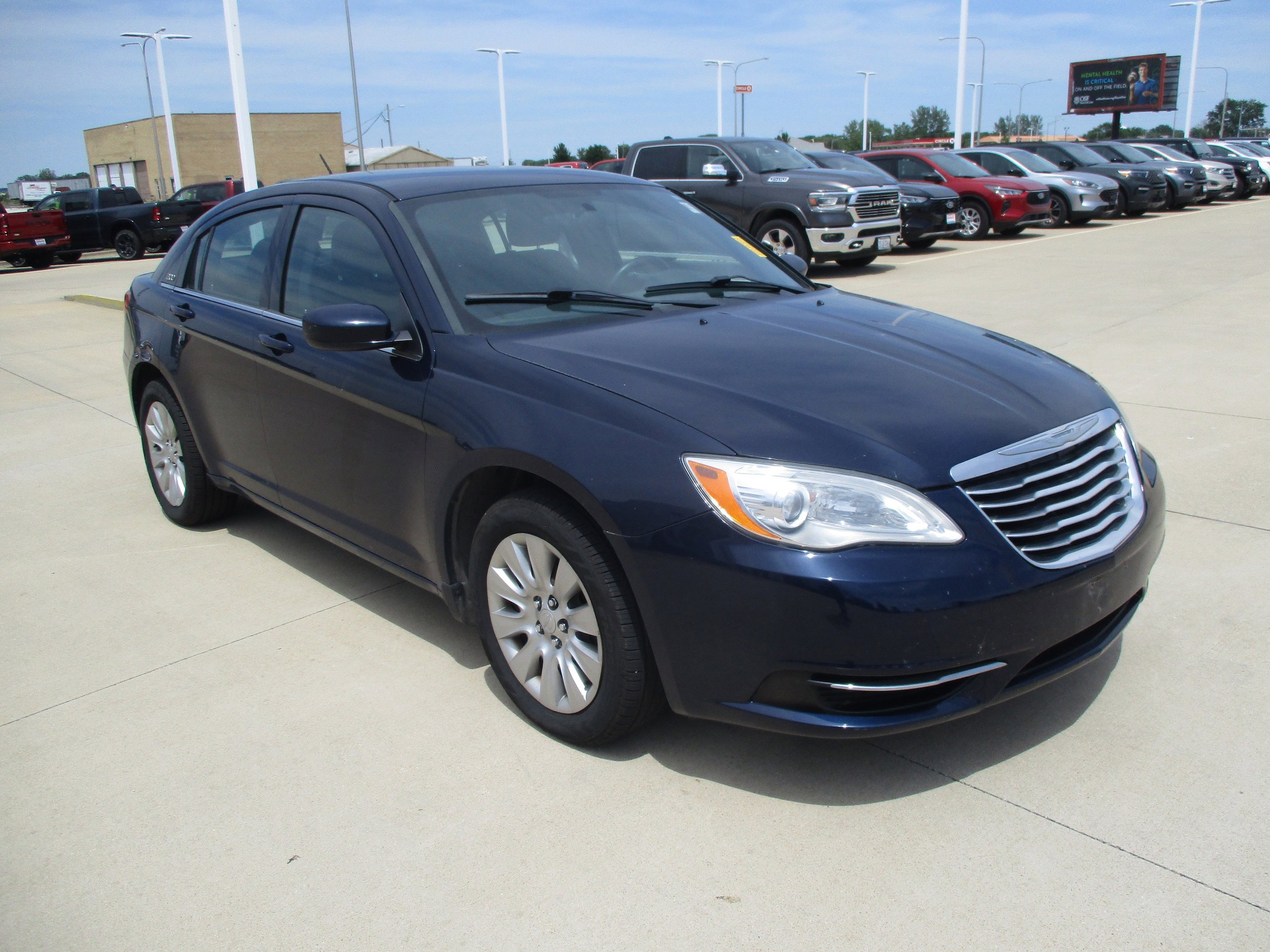 Used 2014 Chrysler 200 LX FWD image 6
