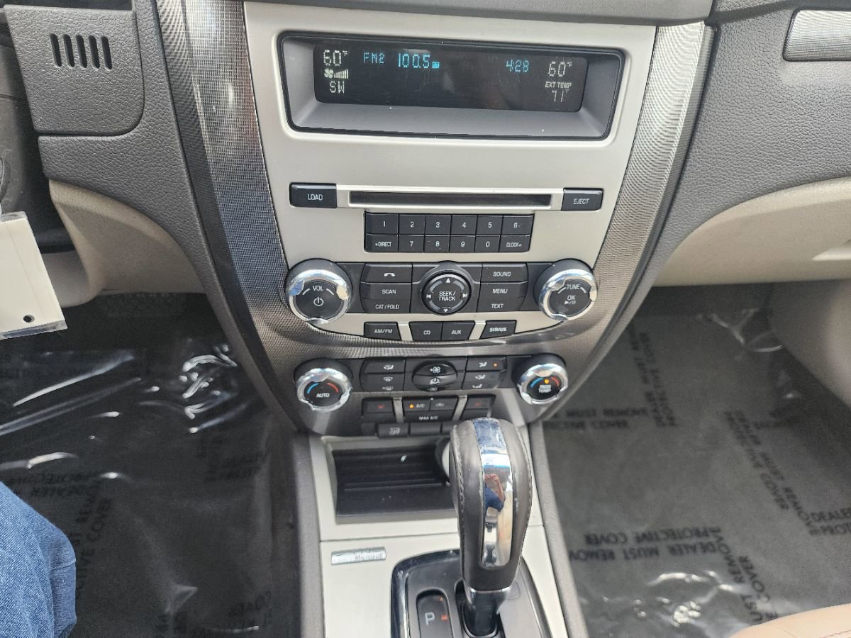 Used 2012 Ford Fusion SEL image 15