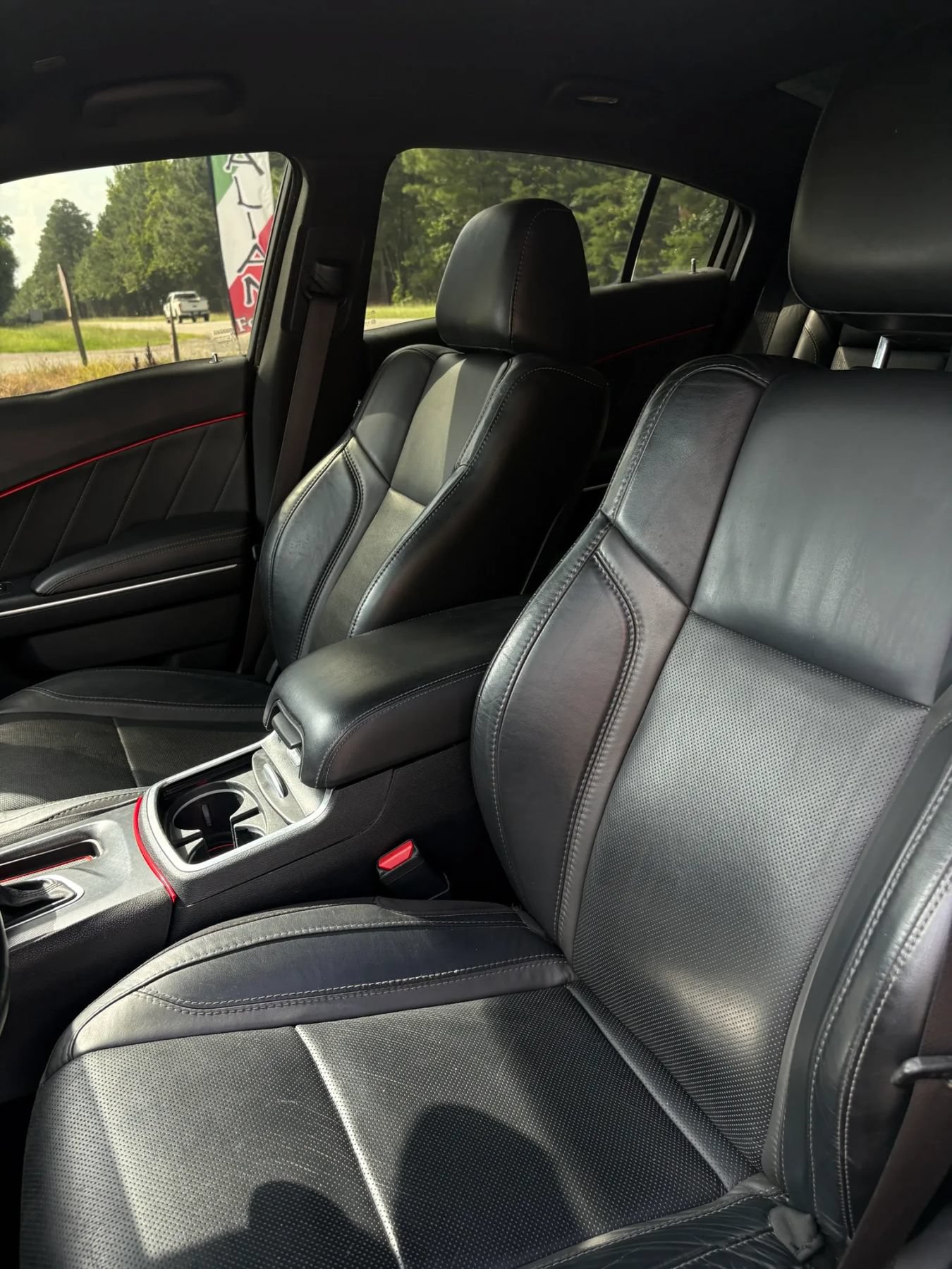Used 2018 Dodge Charger R/T RWD image 37