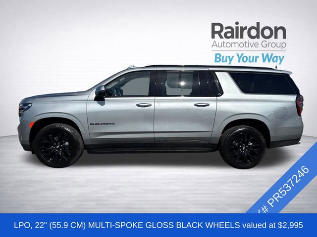 Used 2023 Chevrolet Suburban RST w/ Sport Performance Package AWD/4WD image 4