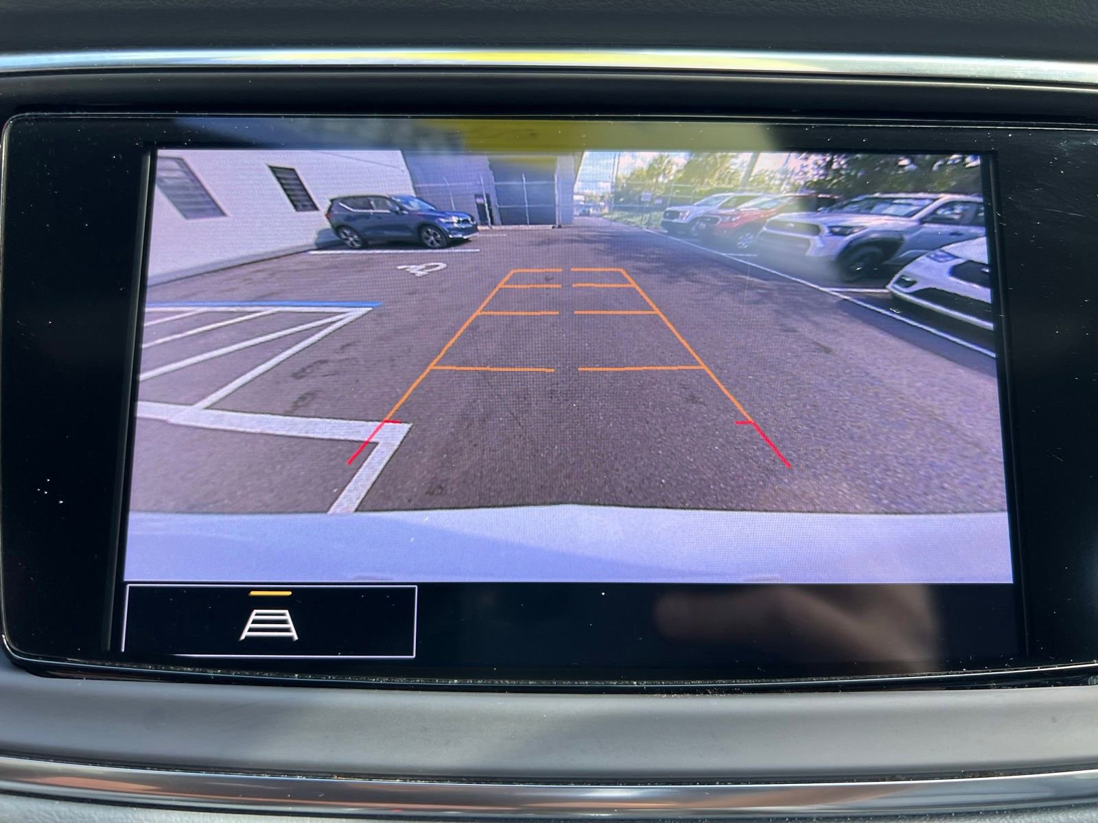 Used 2023 Buick Enclave Essence FWD image 39
