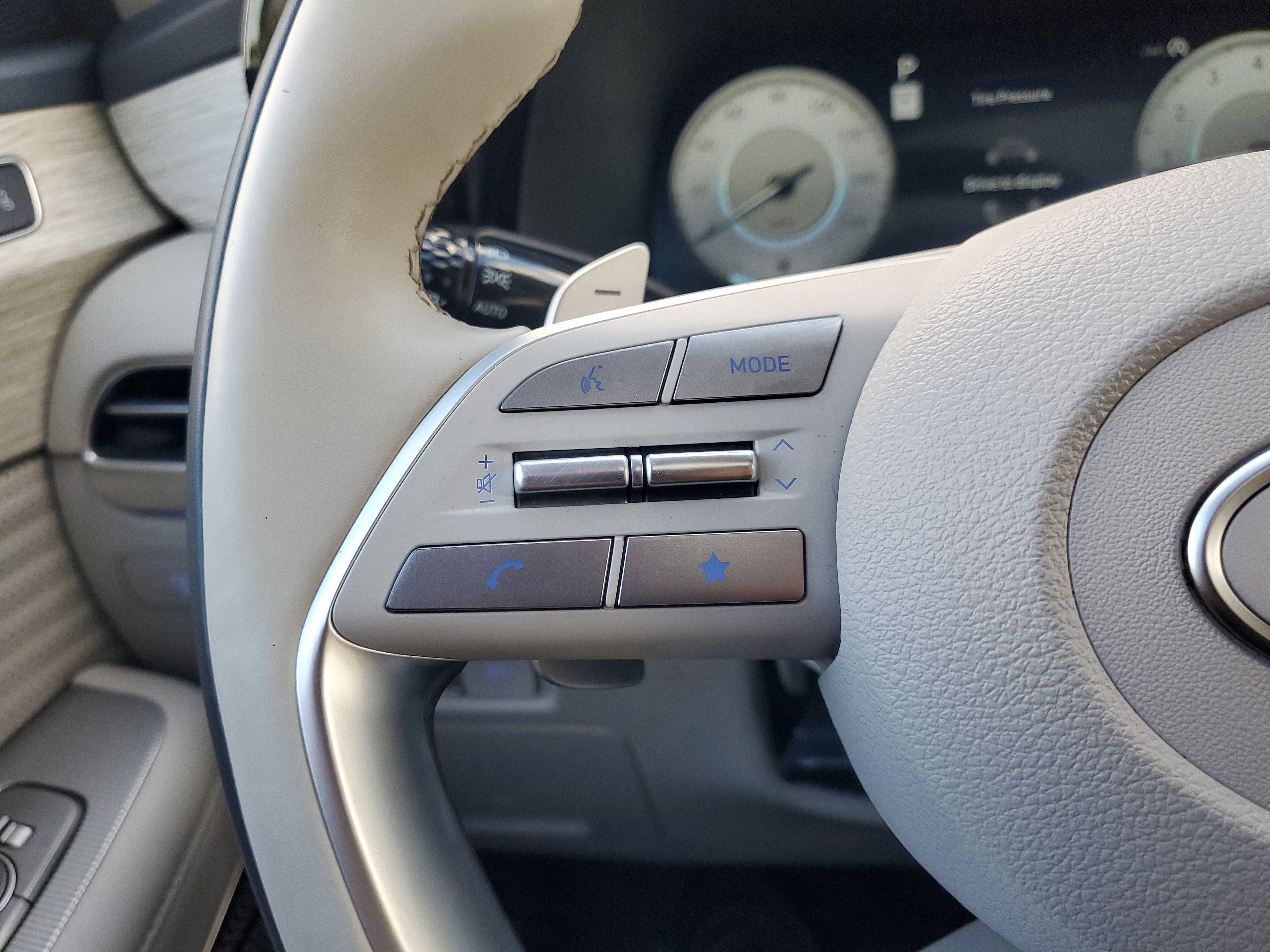 Used 2024 Hyundai Palisade Calligraphy image 23