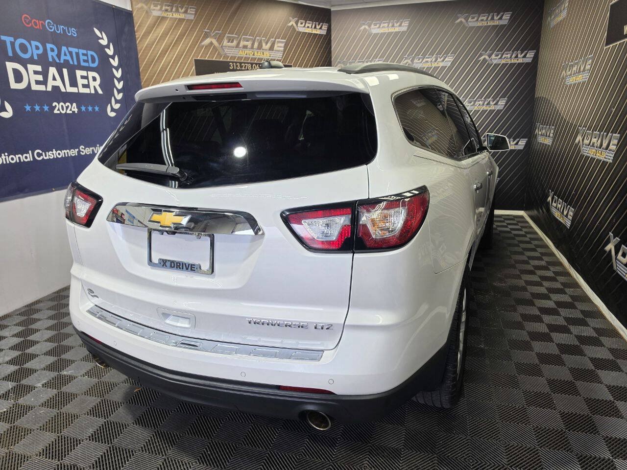 Used 2016 Chevrolet Traverse LTZ FWD image 8