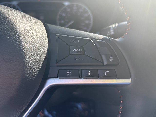 Certified 2025 Nissan Sentra SR w/ Midnight Edition FWD image 26