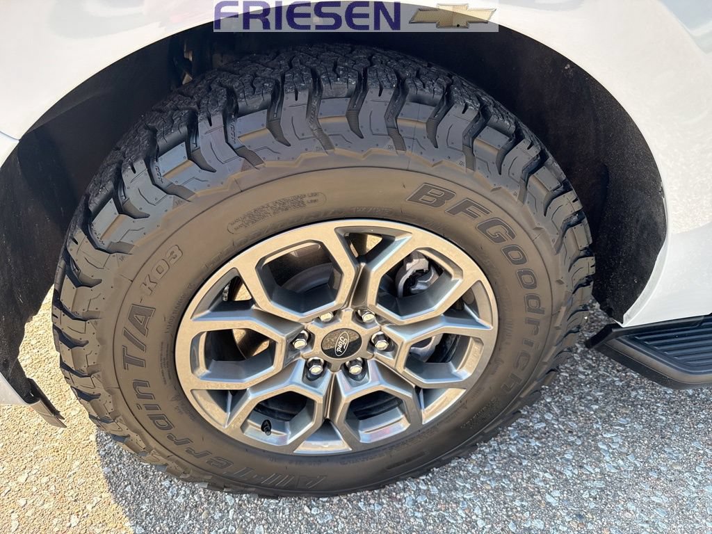 Used 2025 Ford Expedition Active AWD/4WD image 7