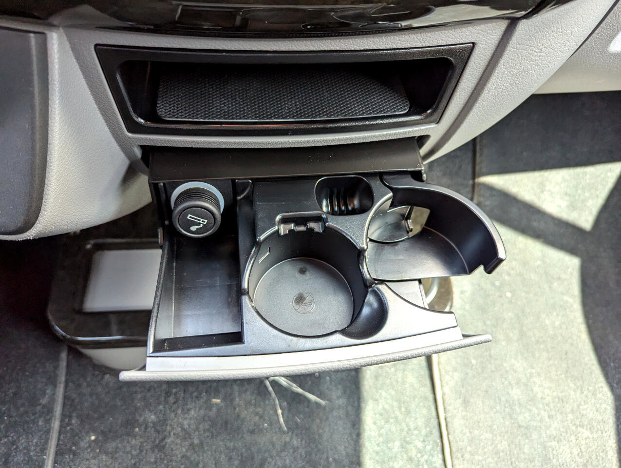 Used 2017 Mercedes-Benz Sprinter 2500 image 24