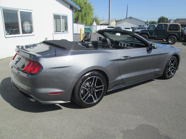Used 2023 Ford Mustang Premium RWD image 6