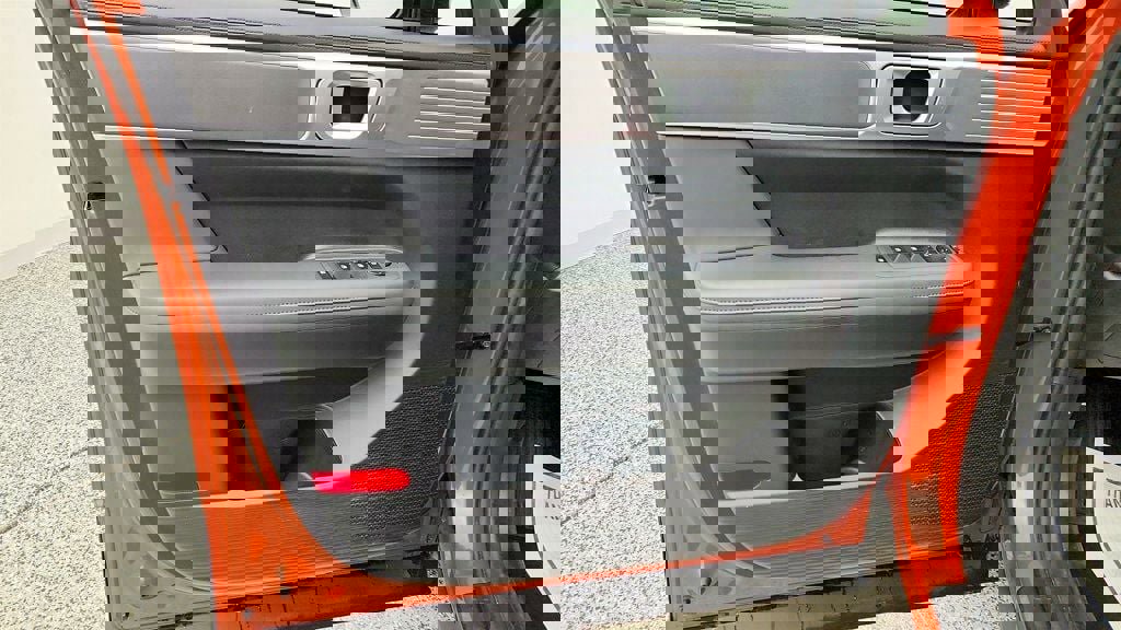 Used 2025 Hyundai Santa Fe XRT image 11