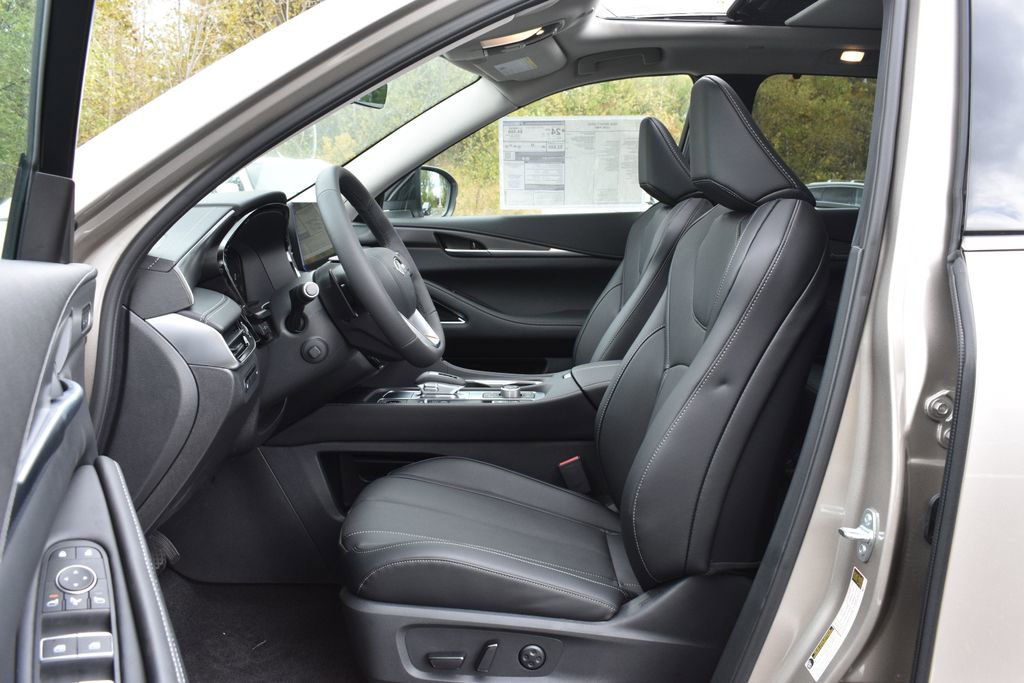 New 2026 INFINITI QX60 Luxe w/ Cargo Package image 10