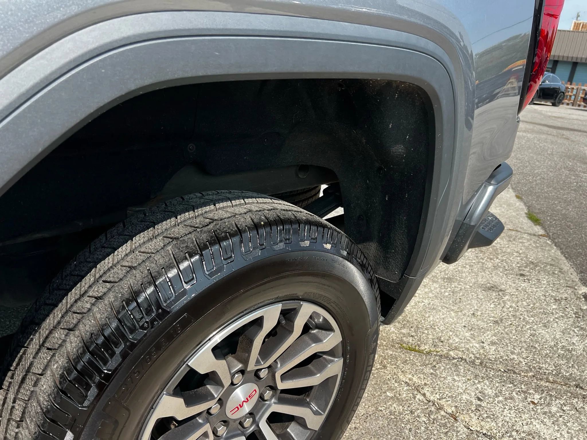 Used 2022 GMC Sierra 1500 AT4 w/ AT4 Premium Package image 20