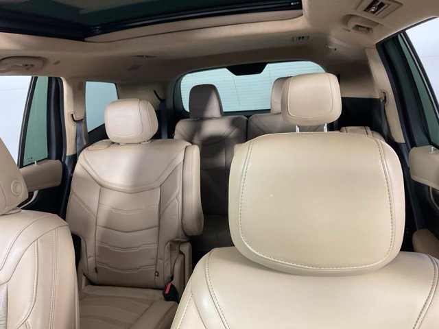 Certified 2025 Cadillac XT6 Premium Luxury w/ Platinum Package AWD/4WD image 32