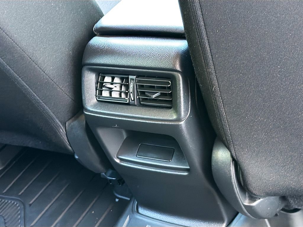 Used 2023 Honda CR-V LX image 31