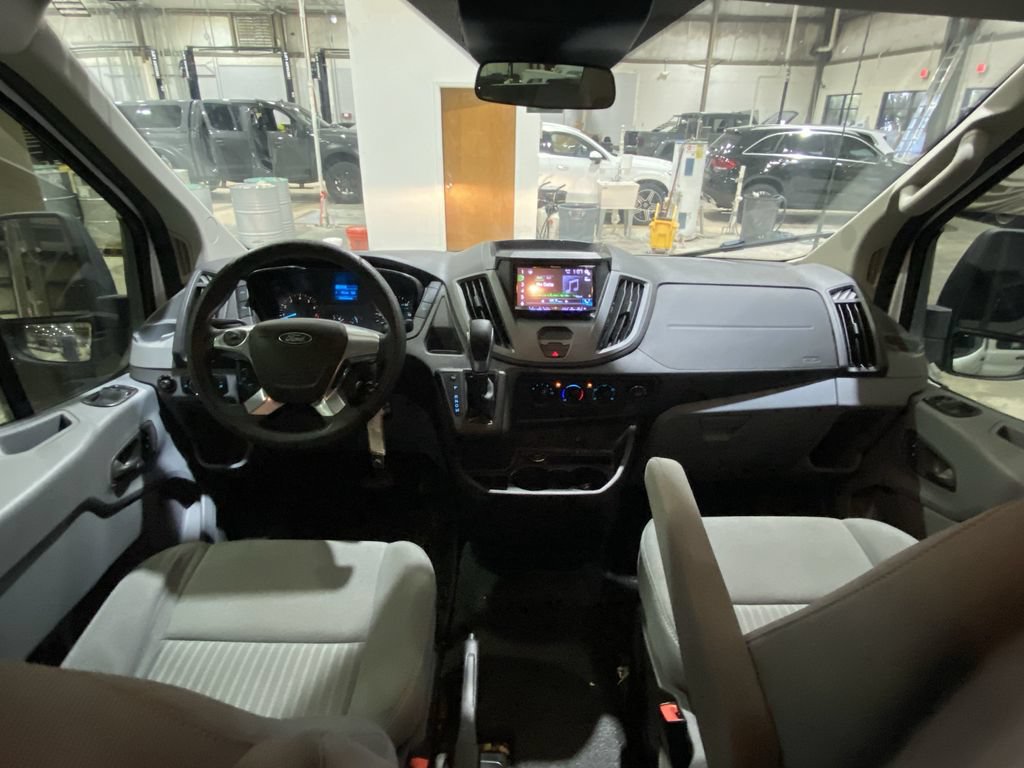 Used 2016 Ford Transit 350 XLT RWD image 2
