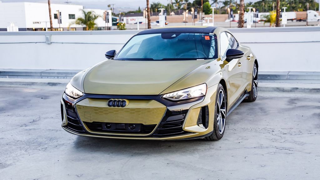 Used 2023 Audi e-tron GT Premium Plus w/ Performance Package AWD/4WD image 4