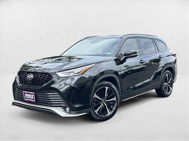 Used 2021 Toyota Highlander XSE