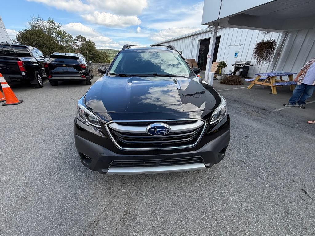 Used 2021 Subaru Outback Limited AWD/4WD image 8