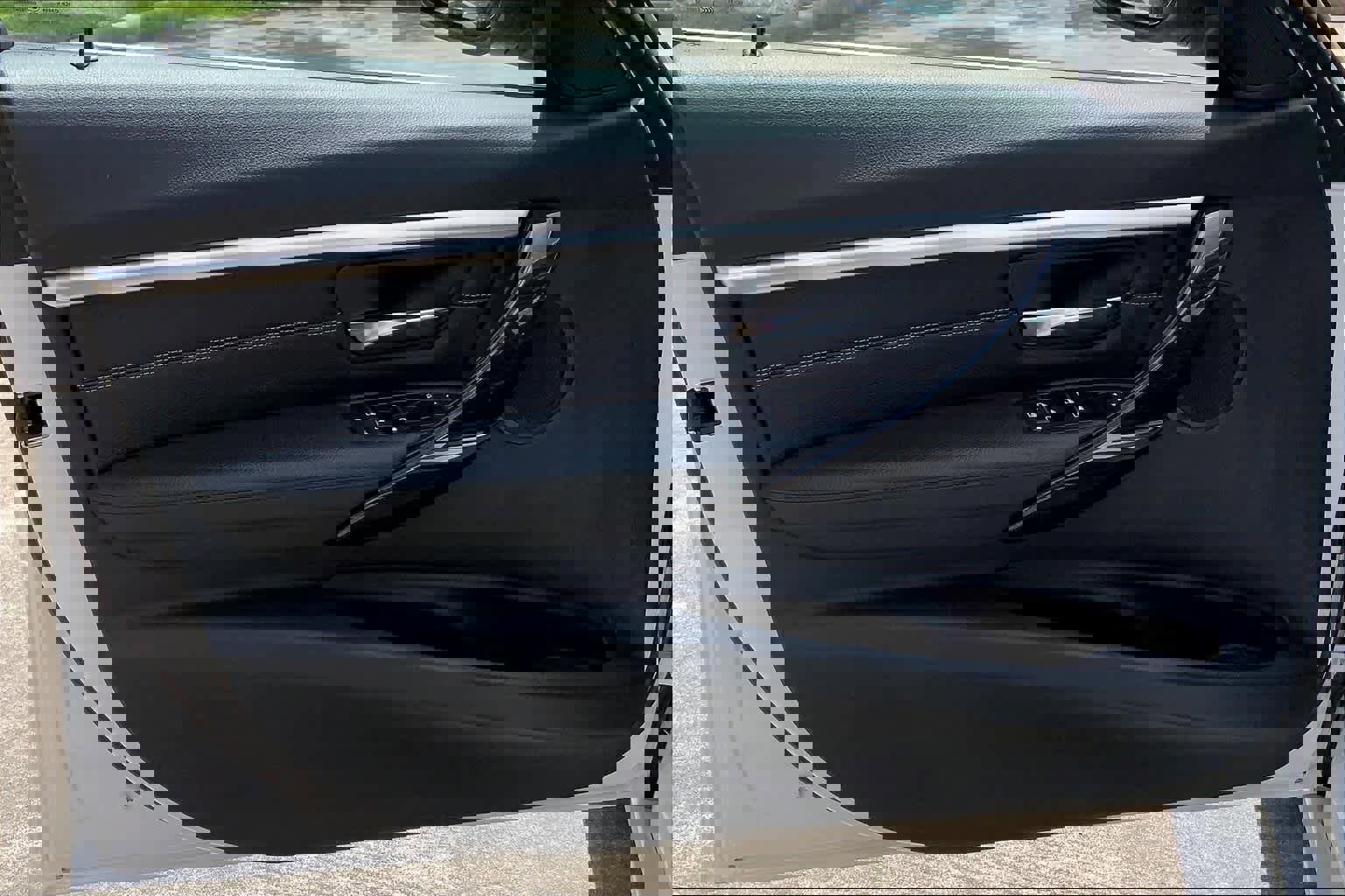 Used 2018 BMW 330i Sedan image 25