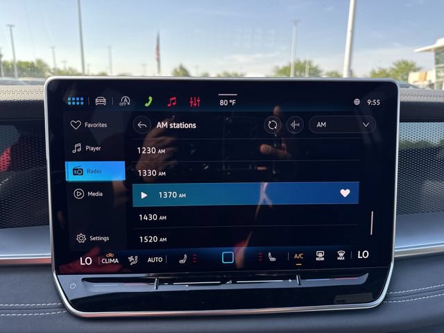 New 2026 Volkswagen Tiguan SE R-Line AWD/4WD image 13