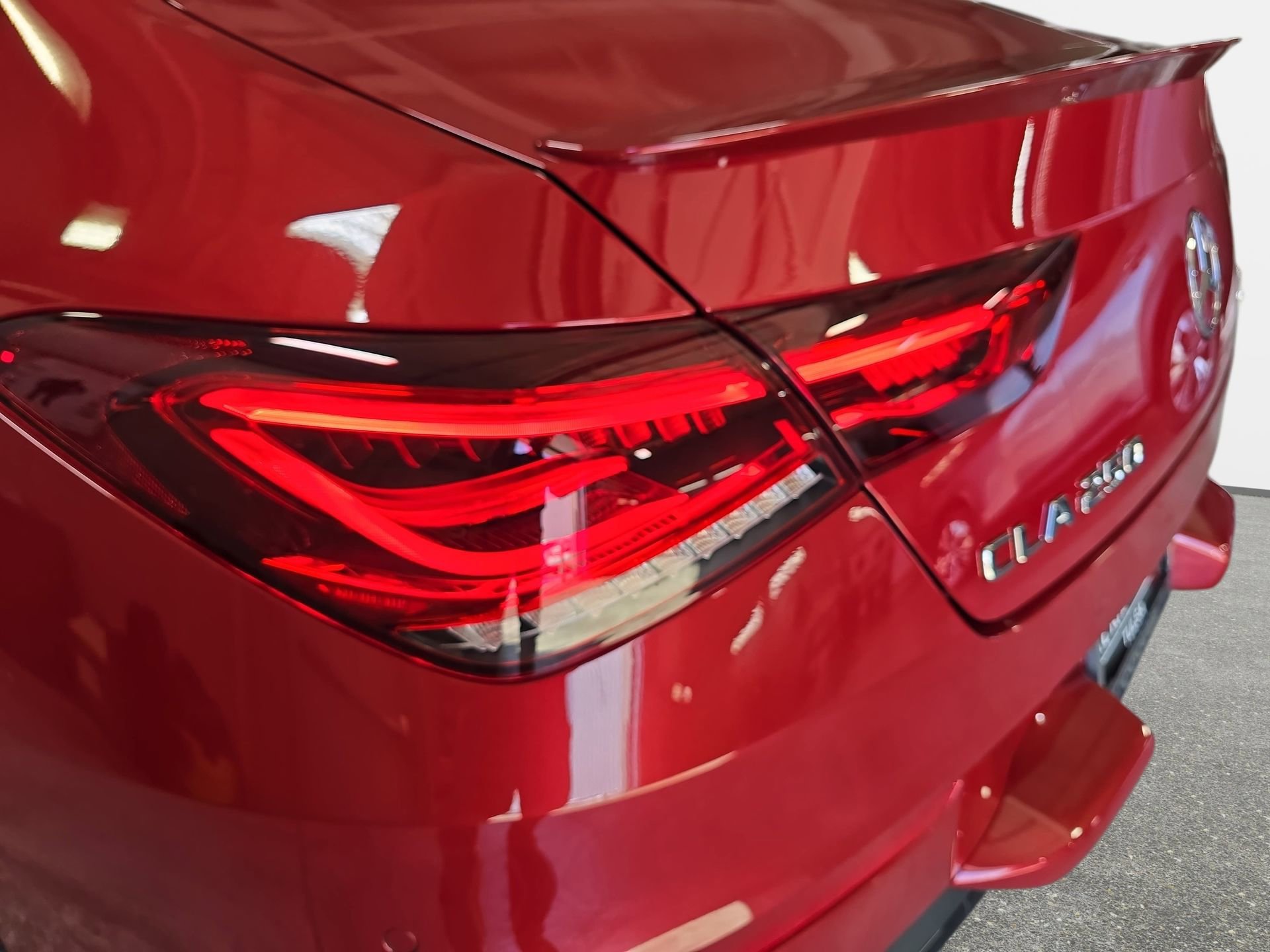 Used 2023 Mercedes-Benz CLA 250 4MATIC image 31
