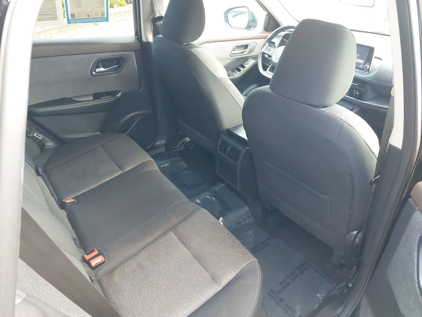Used 2023 Nissan Rogue SV FWD image 11