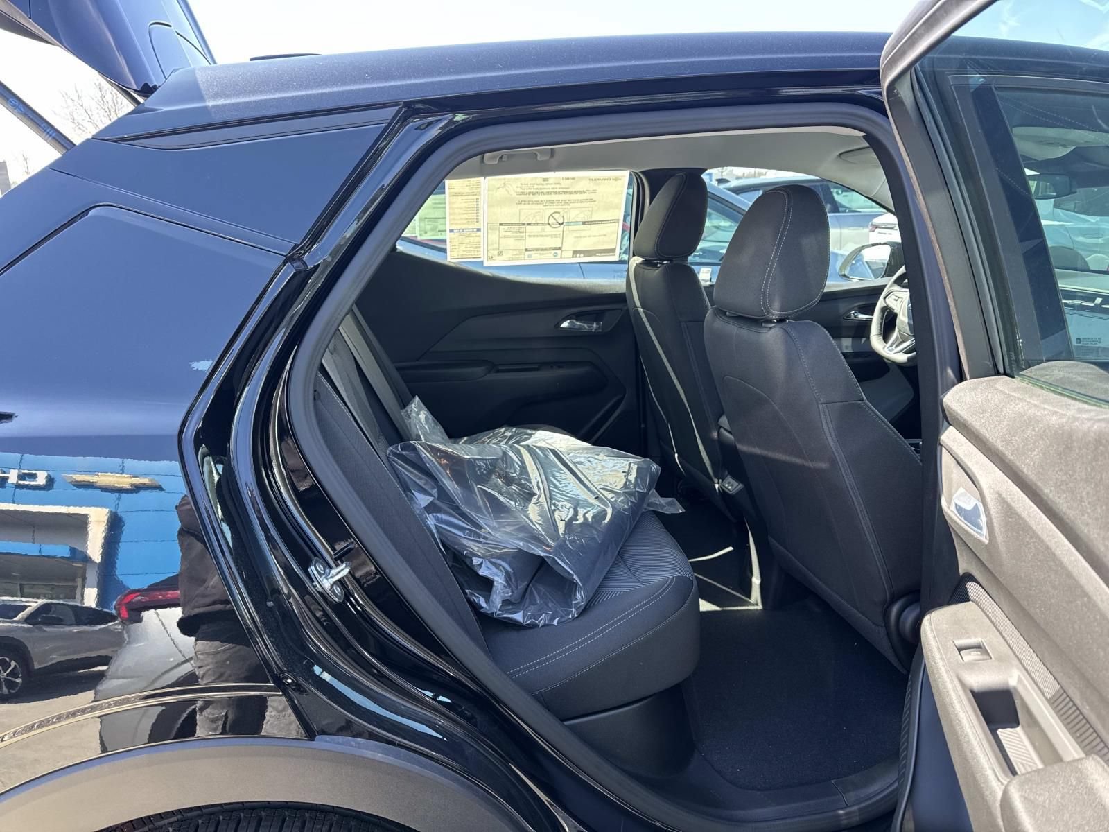 New 2027 Chevrolet Bolt LT w/ Comfort Package FWD image 12