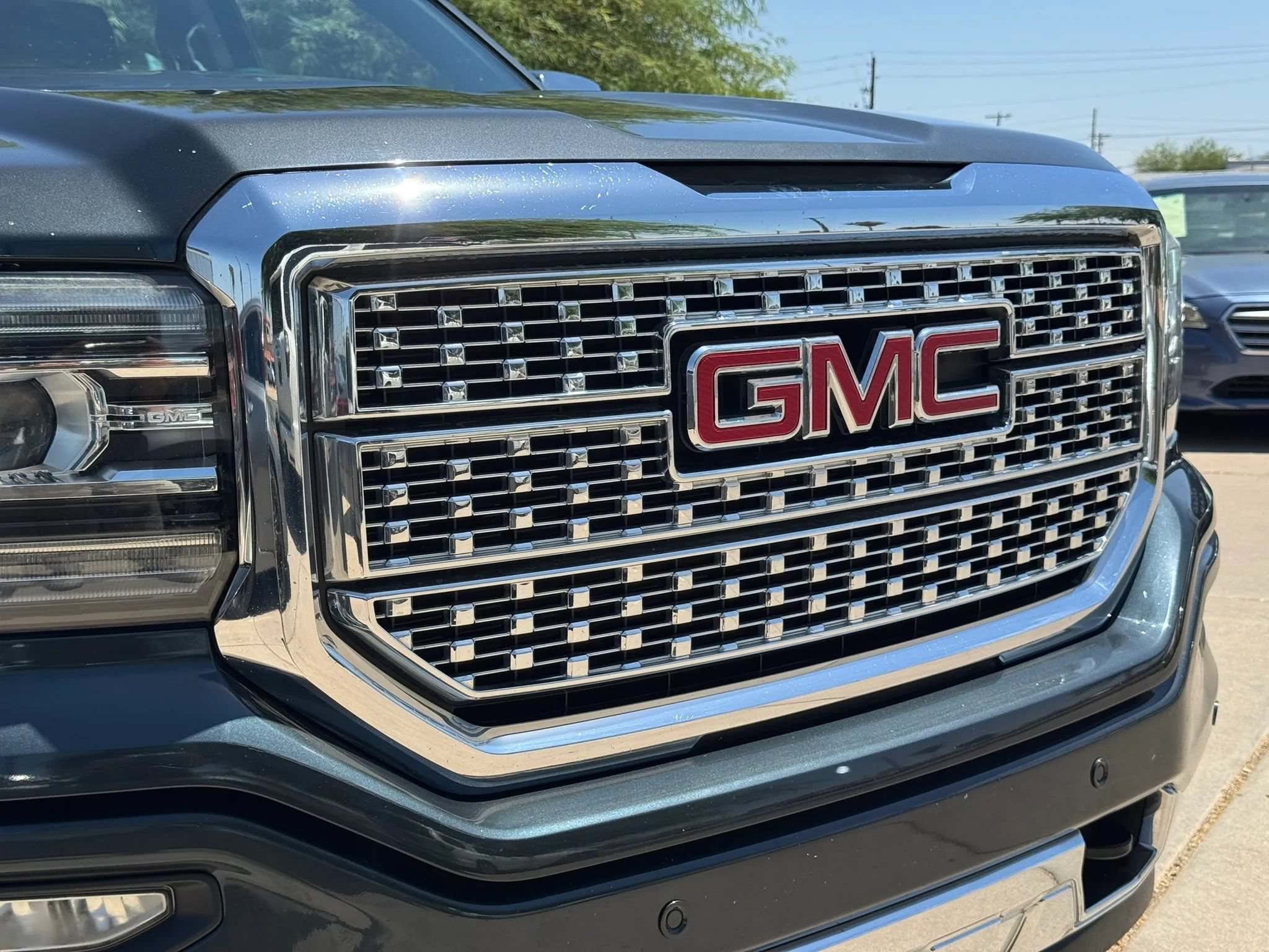 Used 2017 GMC Sierra 1500 Denali AWD/4WD image 40