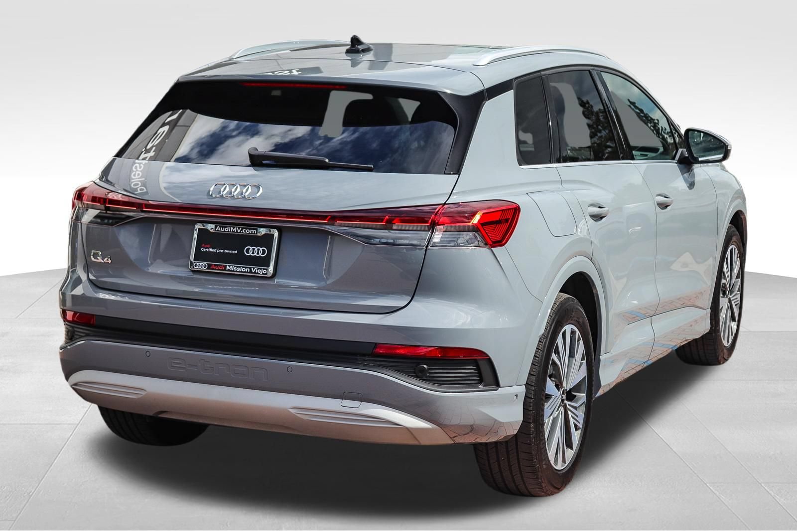 Certified 2023 Audi Q4 e-tron Premium Plus w/ Premium Plus RWD image 8