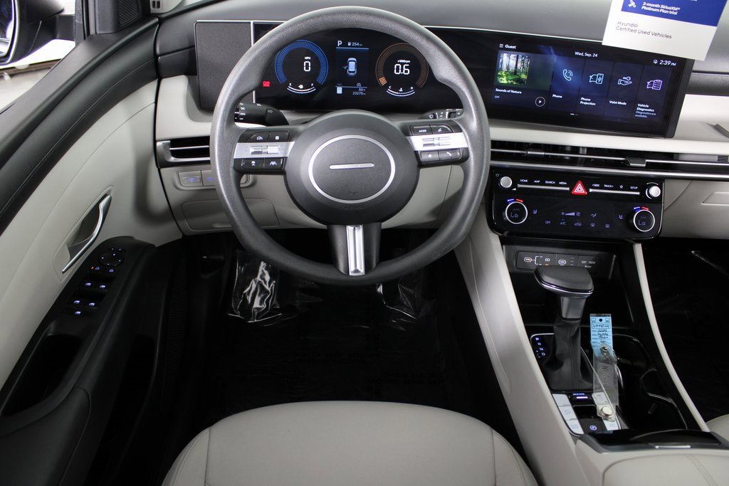 Certified 2025 Hyundai Tucson SEL image 16