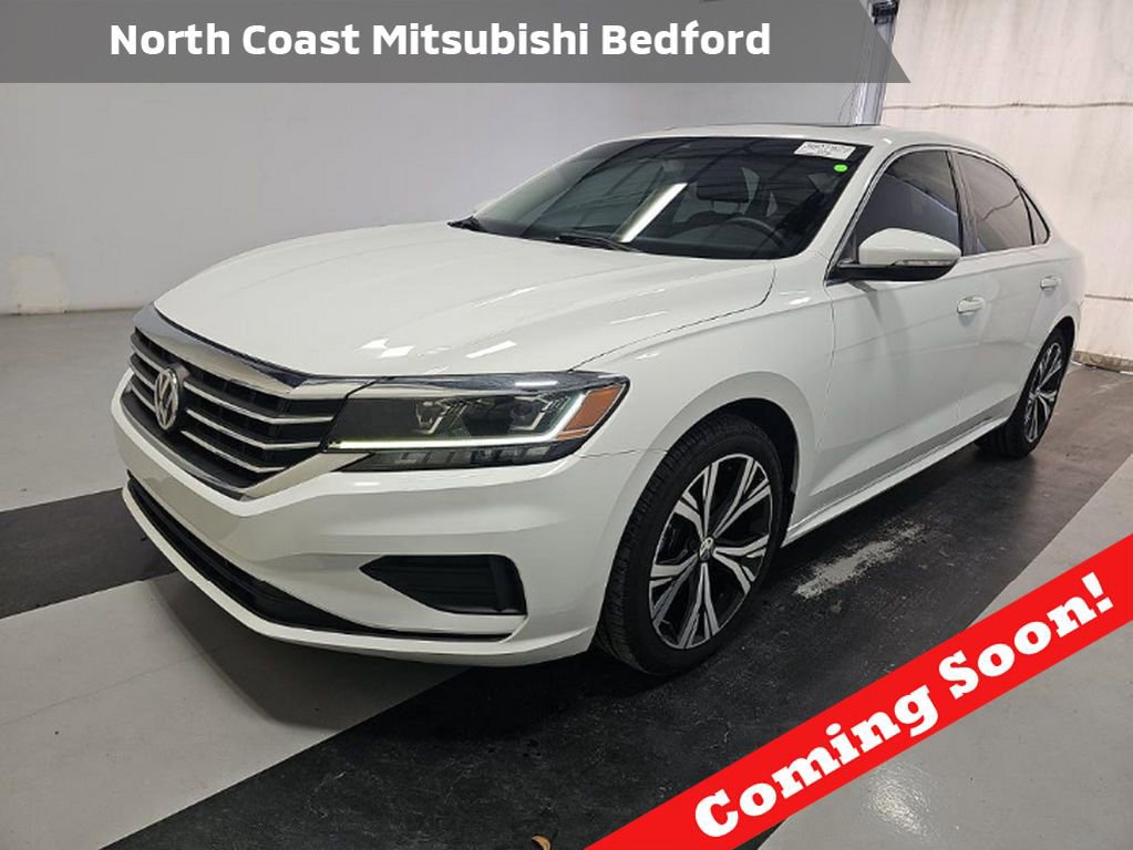 Used 2022 Volkswagen Passat 2.0T SE FWD image 1