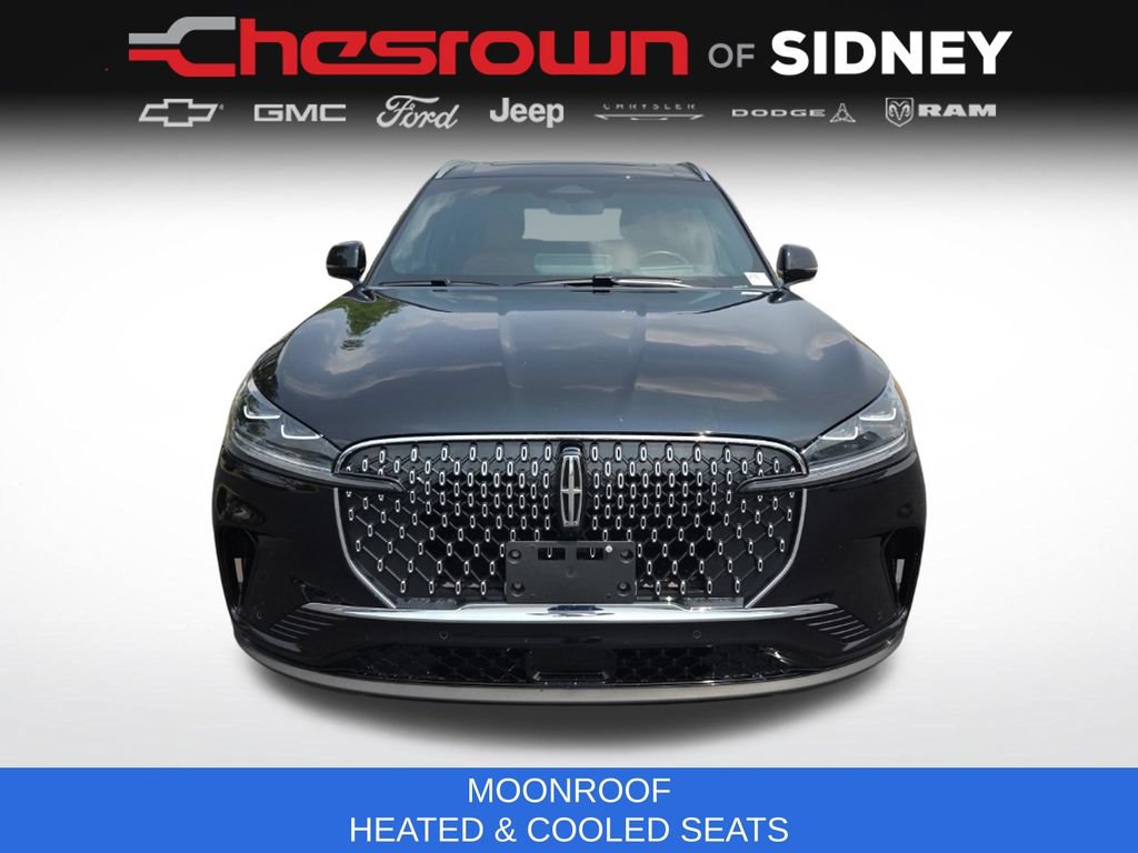 Used 2025 Lincoln Aviator Reserve AWD/4WD image 2