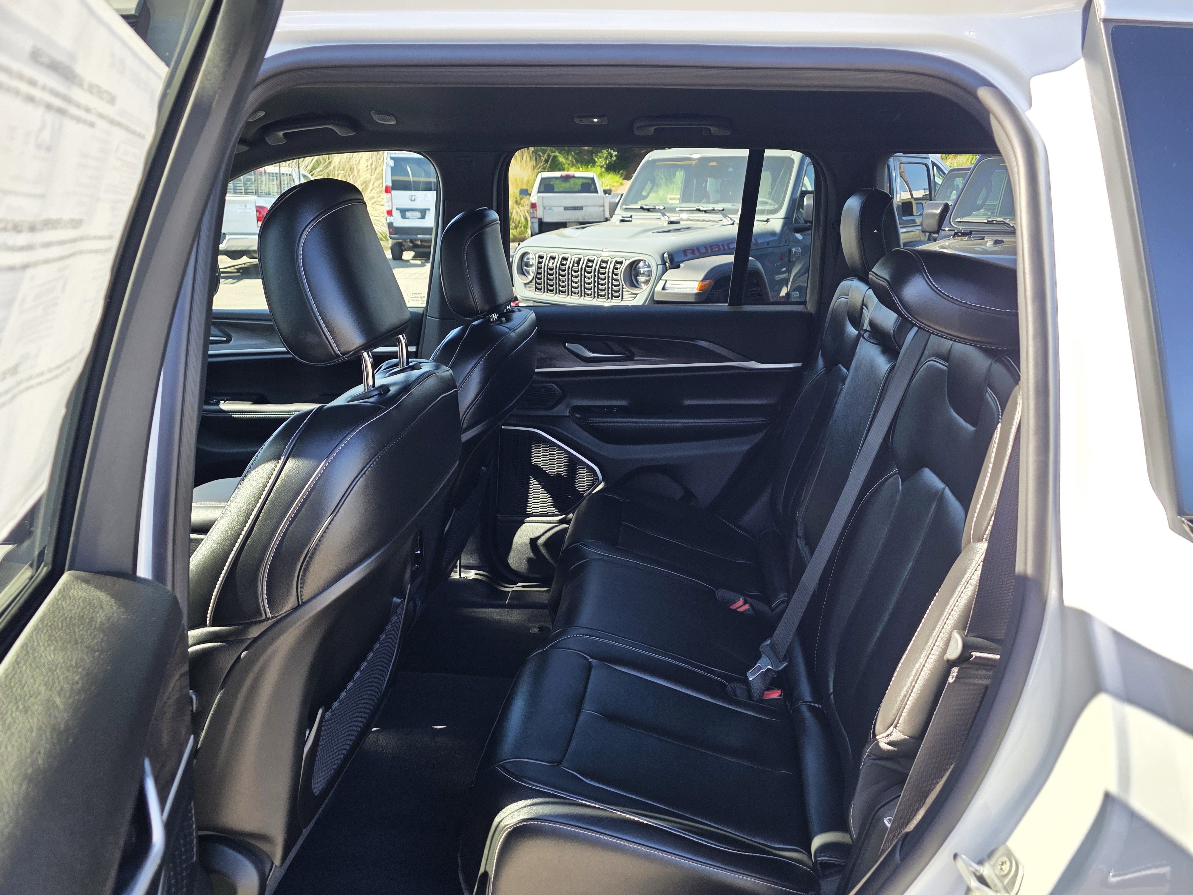 New 2026 Jeep Grand Cherokee Limited image 17