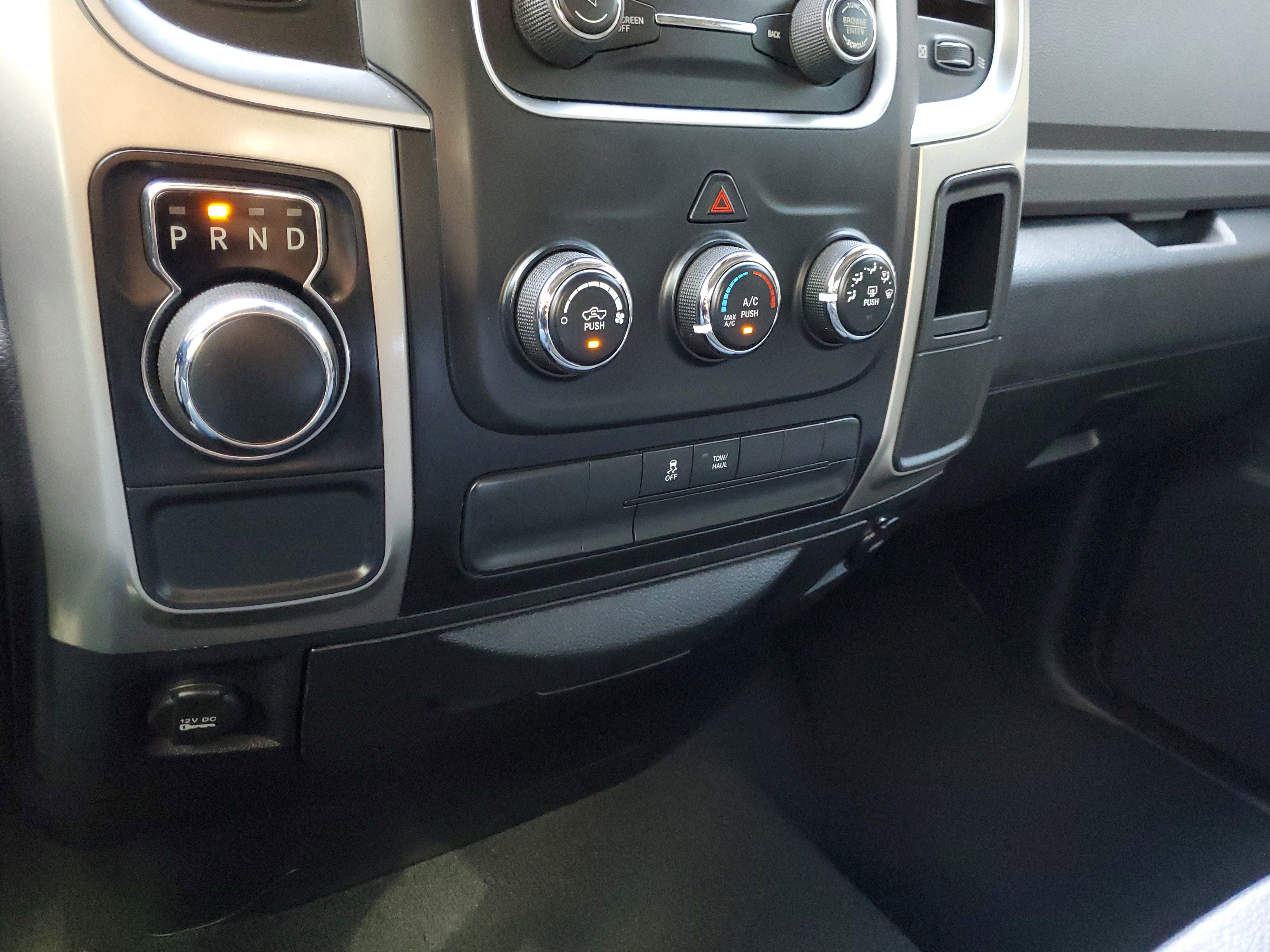 Used 2016 RAM 1500 Classic SLT image 25